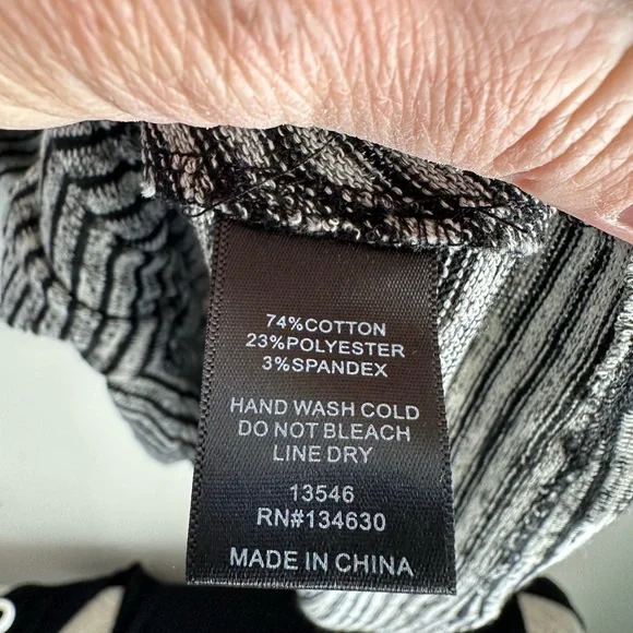 Sunday in Brooklyn Womens Twist Hem Top M Medium Black White Stripe Long… - Picture 7 of 7